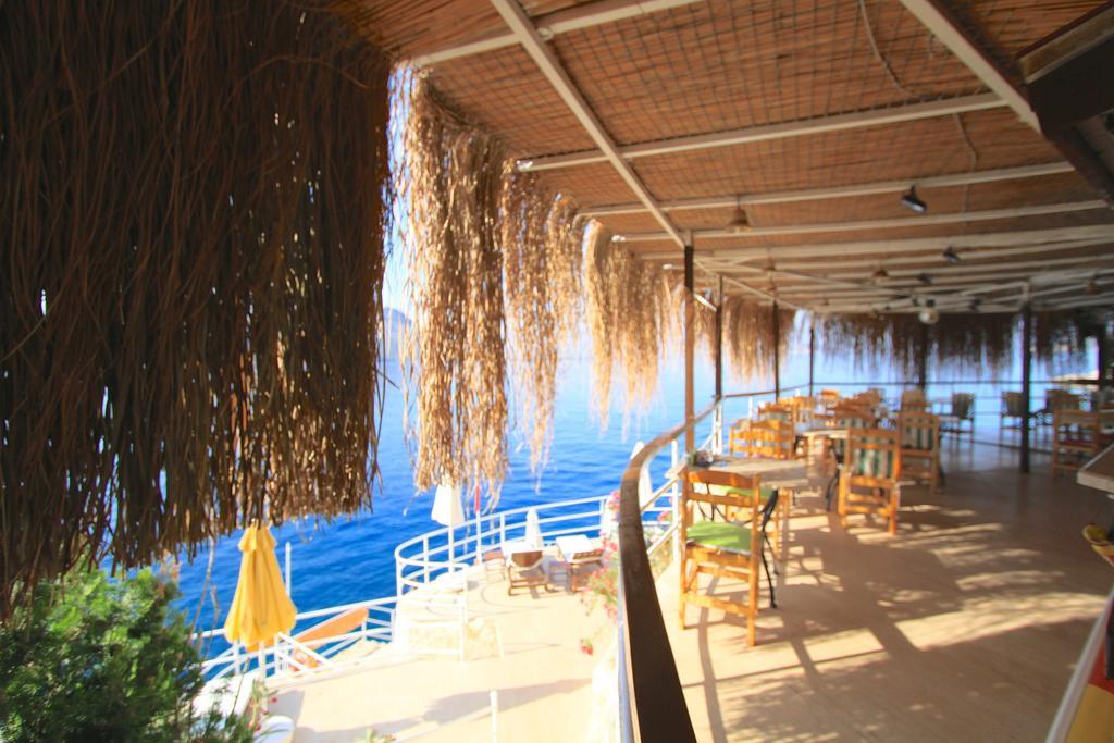 Caretta Hotel Kalkan Exterior foto