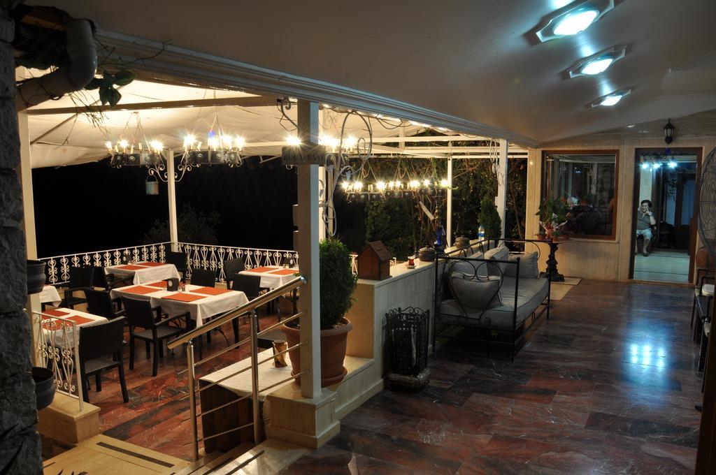 Caretta Hotel Kalkan Exterior foto