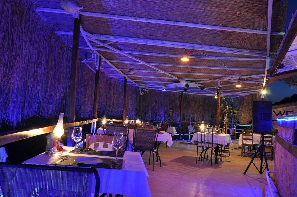 Caretta Hotel Kalkan Exterior foto