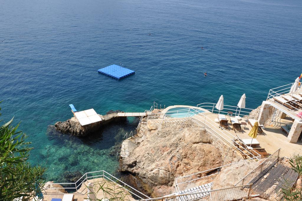 Caretta Hotel Kalkan Exterior foto