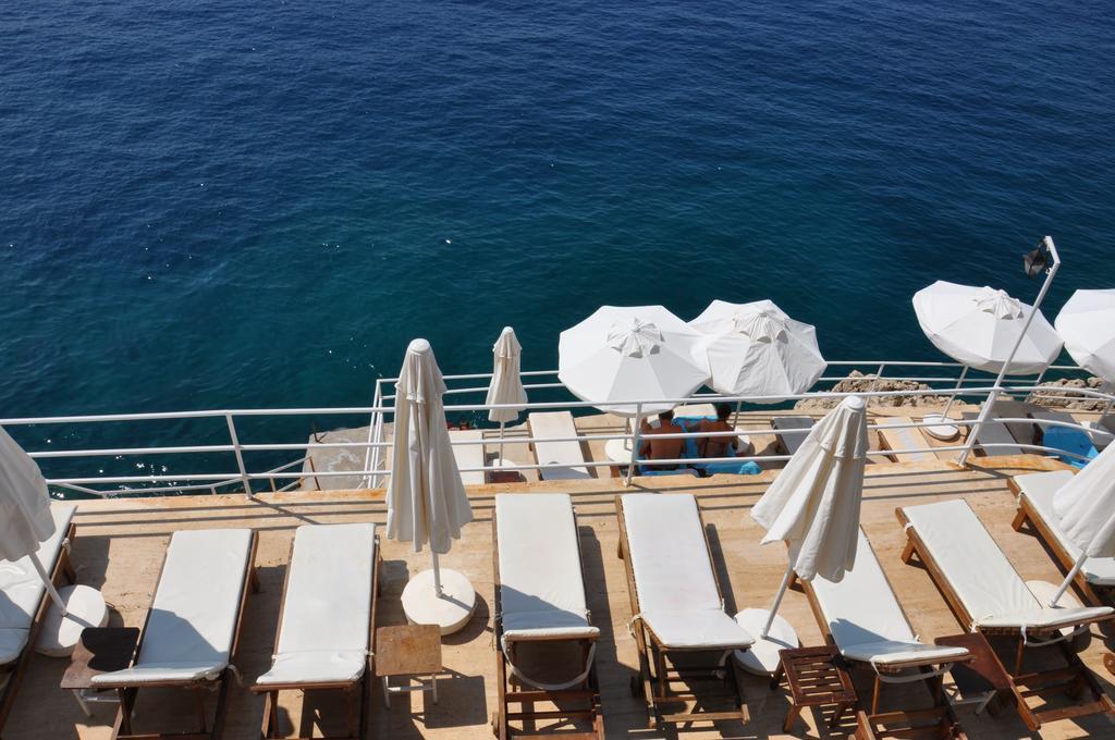 Caretta Hotel Kalkan Exterior foto