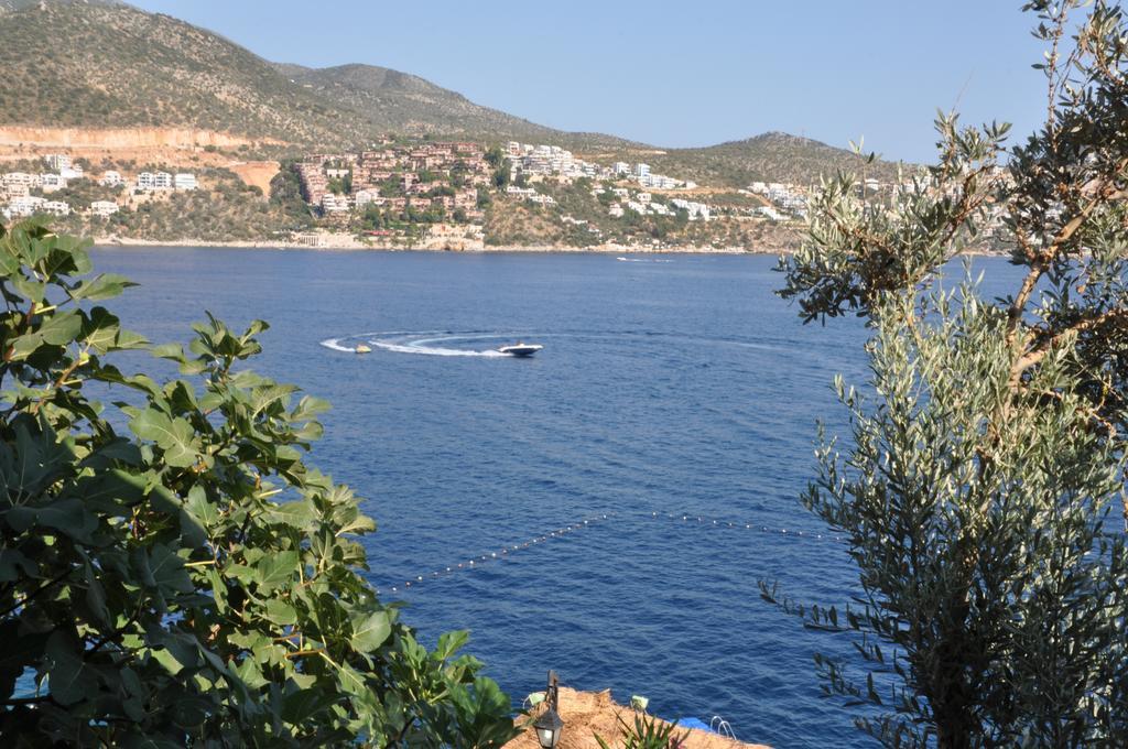 Caretta Hotel Kalkan Exterior foto