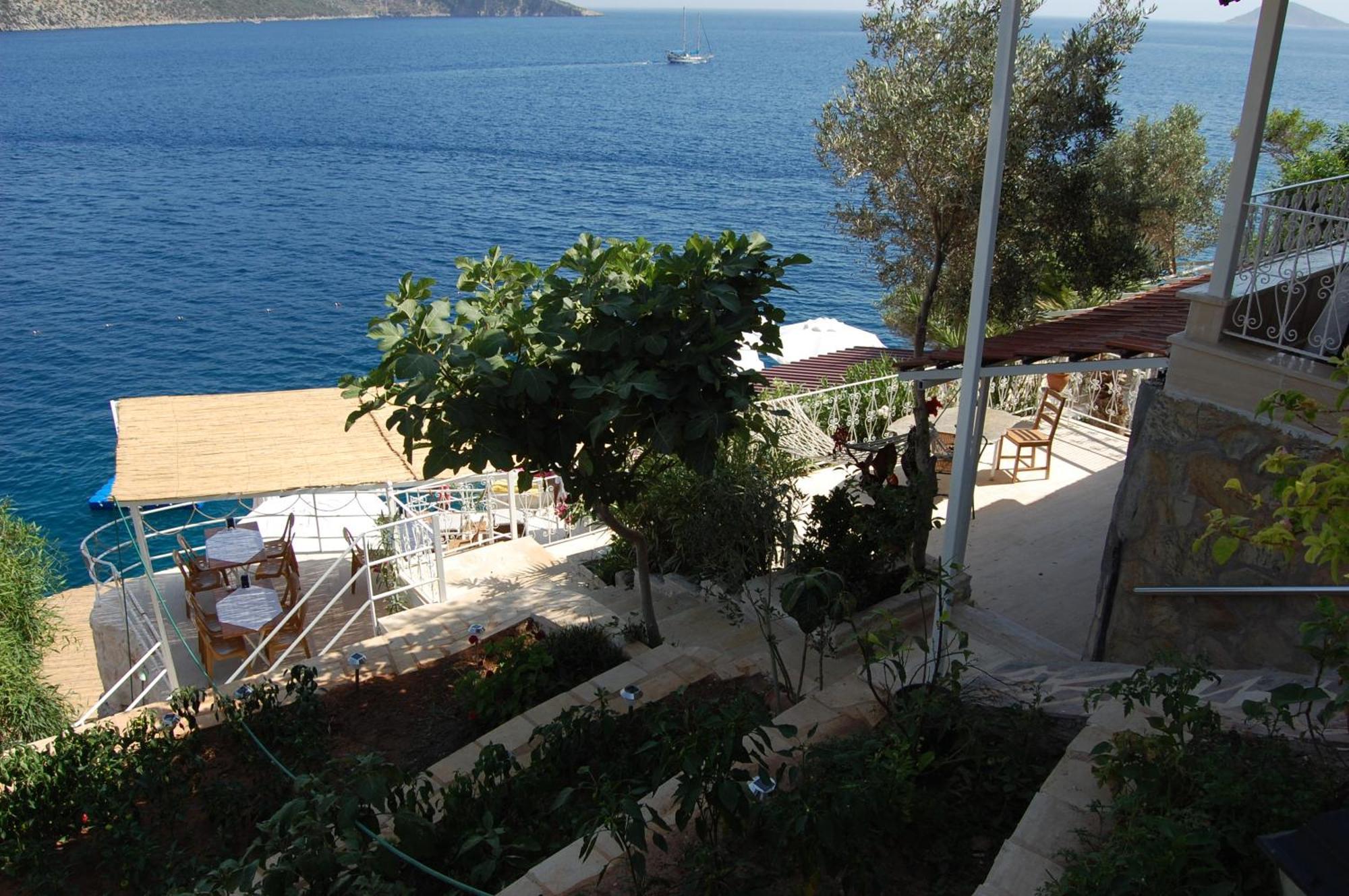 Caretta Hotel Kalkan Exterior foto